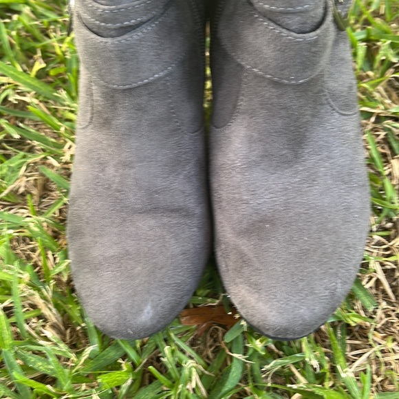 Gray Suede Heel Boots - Picture 4 of 7